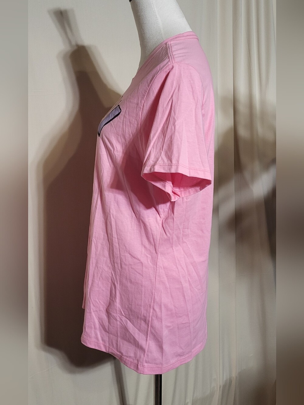 Port & Company Women's NWOT Pink Daisy Duck Graphic Short Sleeve T-Shirt Size XL - Picture 6 of 8